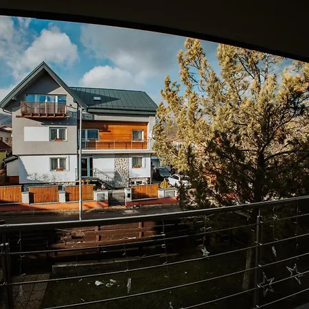 Inle Apartment *