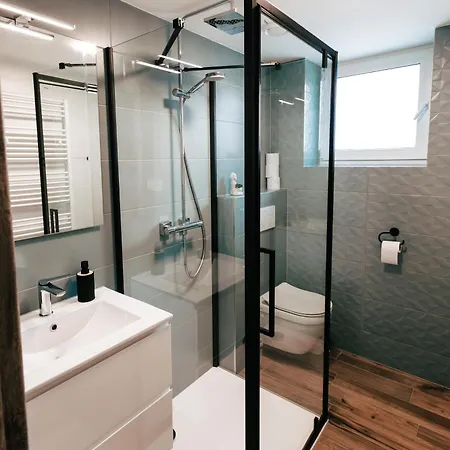 Inle Apartmán Nová Lesná