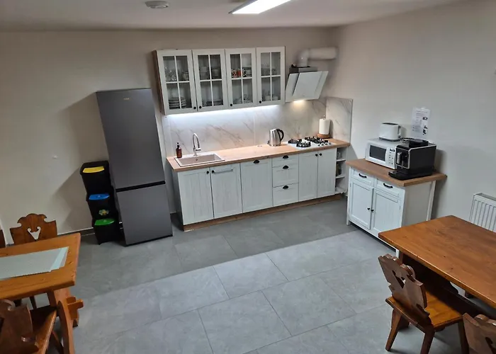 Inle Appartamento Nová Lesná